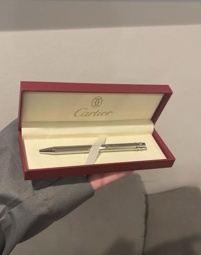 قلم كارتير فضي