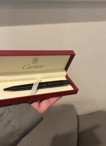 قلم كارتير اسود مطفي