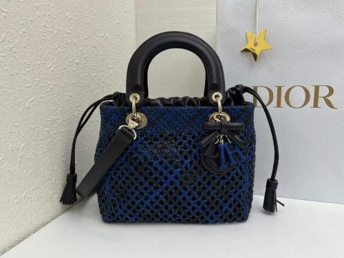 شنطة ليدي ديور ووفن مقاس 24cm