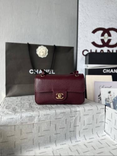 شنطة شانيل B26 مقاس 20cm