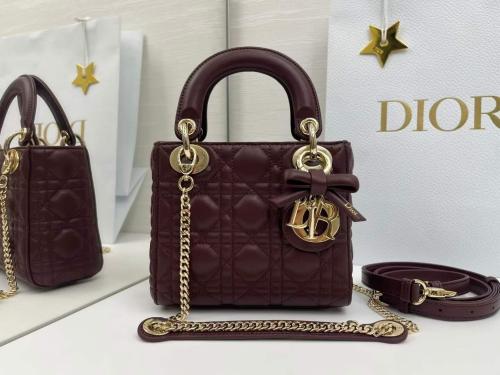 شنطة ليدي ديور مقاس 17cm