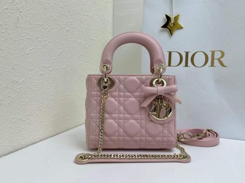 شنطة ليدي ديور مقاس 17cm