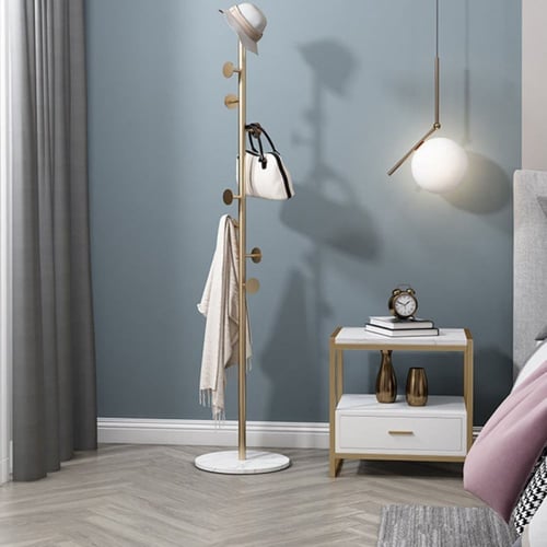 علاقة ملابس Round