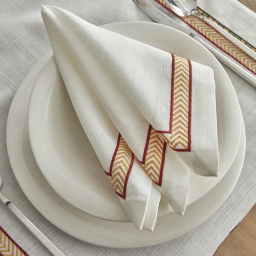 طقم مفارش سفرة مطرز Arslantepe