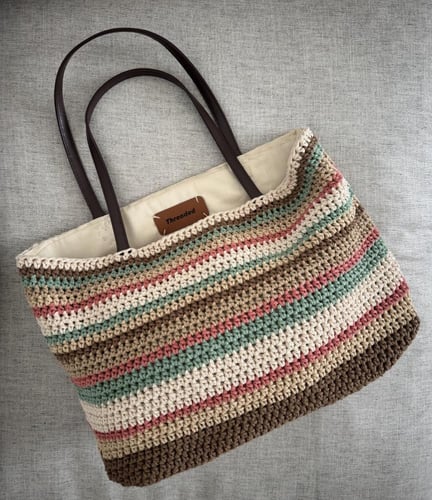 Palm Trail tote bag - حقيبة درب النخيل