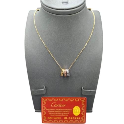 سلسال نسائي ذهبي ثلاثي بتصميم من Cartier