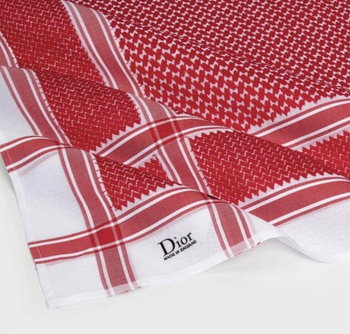 شماغ ديور دم الغزال الإصدار الجديد 2025