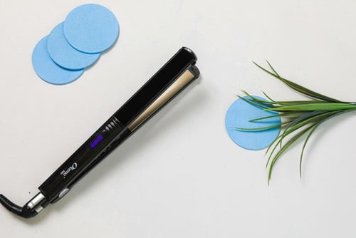 مكواة فرد الشعر أوكيما OKEMA OK-2626 سيراميك أيوني...