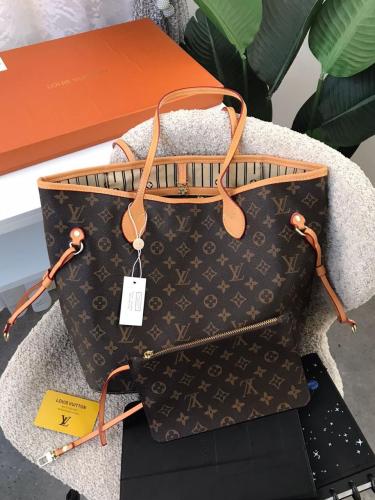 حقائب نسائية لويس فيتوون