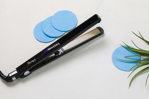 مكواة فرد الشعر أوكيما OKEMA OK-2626 سيراميك أيوني...