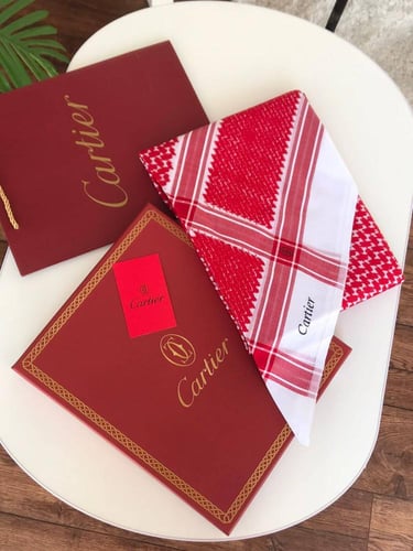 شماغ كارتير رجالي فاخر أحمر وأبيض مع علبة هدايا –...