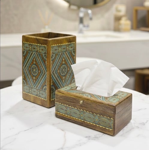 علبة فأين وسلة مهملات