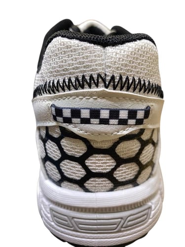 شوز رجالي من احدث الموديلات يتوفر بثلاث الوان