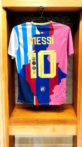 تيشيرت ميسي اندية مجمعة رجالي رقم 10 طبعة ليزر