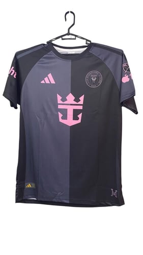 تيشيرت ميسي انتر ميامي الأسود الجديد بالرقم 10