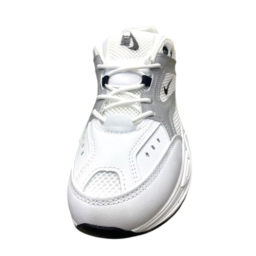 شوز رجالي كاجوال بعلامة نايكي اطلالة جديدة