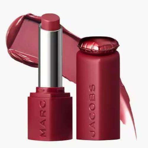 أحمر الشفاه مارك جاكوبس الجديد ( Heart On Lipstick ) من MARC JACOBS