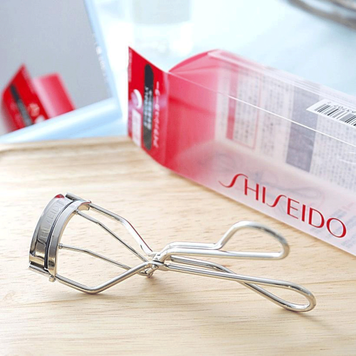 مكبس عاكف الرموش 213 من SHISEIDO