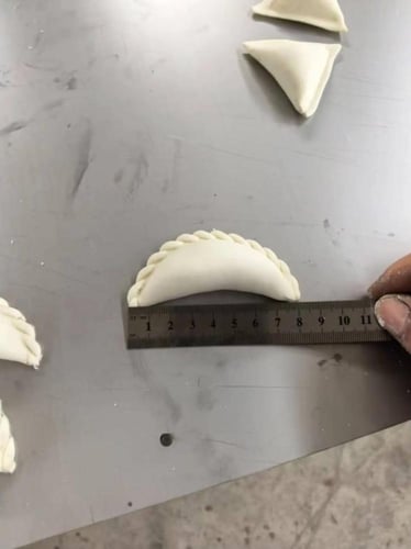 آلة مكينة صنع السمبوسة