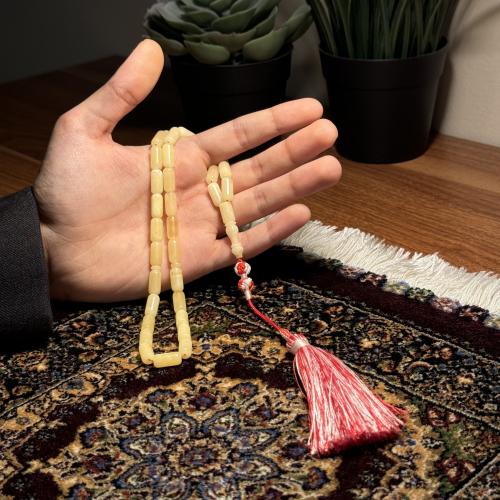 مسباح كهرمان ابيض ثلجي