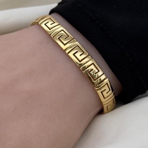 سوارة عيار 21