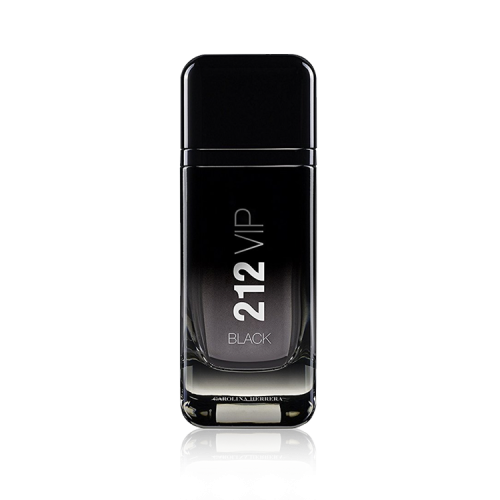 كارولينا هيريرا في آي بي 212 بلاك