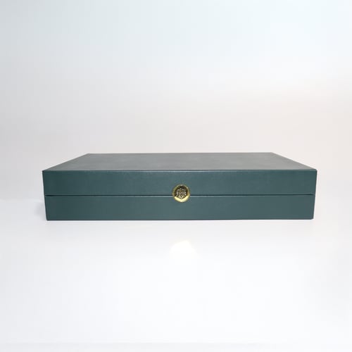 بوكس جلدي للإهداء (كبير)