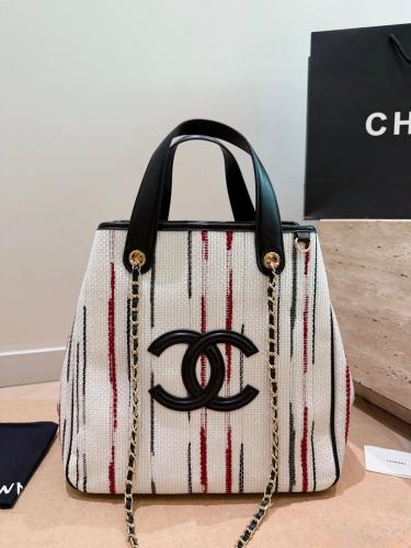 حقيبة Chanel Tweed Tote