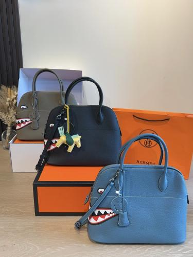 حقيبة Hermès Bolide Shark