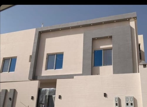 خدمة تركيب وتشطيب بروفايل وواجهات لاجرافية في الري...