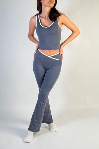 slay all day flared - smoky blue