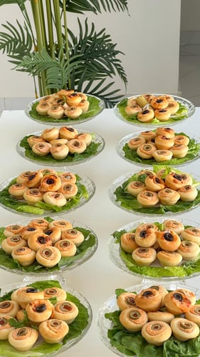 ١٠ صواني ضيافه طاولات (معجنات)