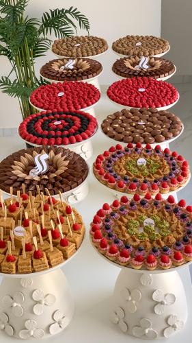 بكج ١٢ صينيه حالي