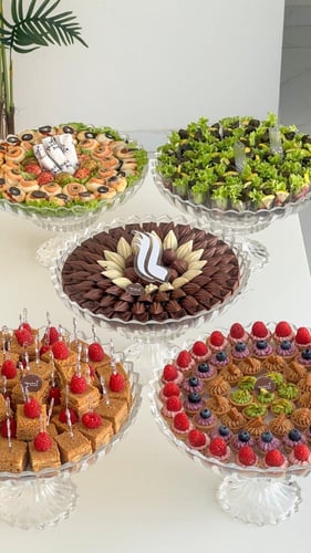 بكج ٥ صواني الكريستال