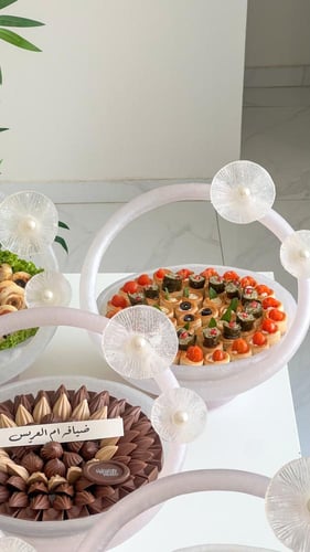 بكج ٥ صواني