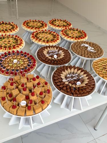 بكج ١٢ صينيه