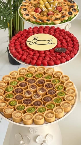 بكج ٨ صواني