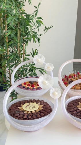 بكج ٤ صواني