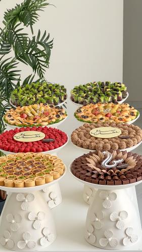 بكج ٨ صواني