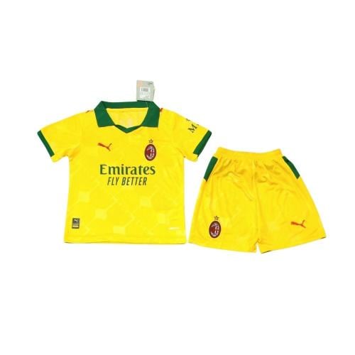 طقم ايسي ميلان اصفر 2026