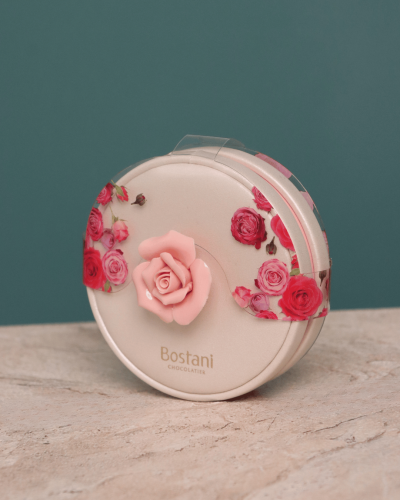 تشوكلت الورد من بستاني