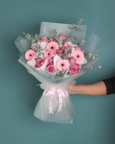 بوكيه همسة ودّ – مشاعر وردية راقية