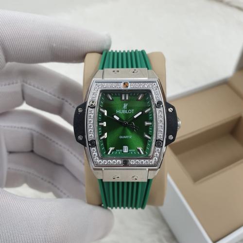 ساعه نسائية هوبلت