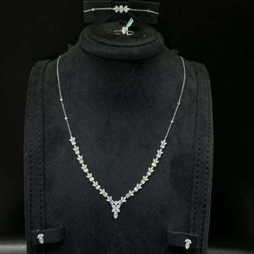 طقم ذهب ابيض تصميم الماس