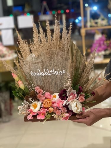 استاند الاكرلك بقاعدة الخشب