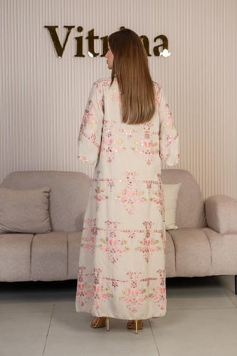 جلابيات وهج الفوشيا