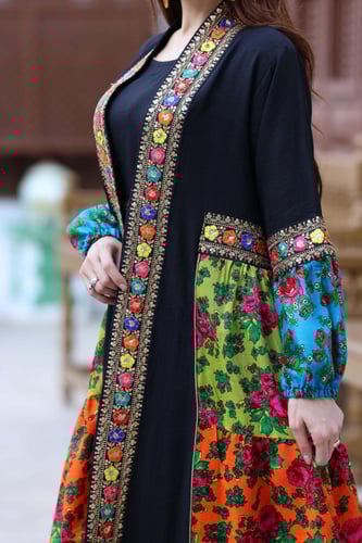 جلابية كريب بحريني قطعتين ممزوجة بقماش الشالكي الم...