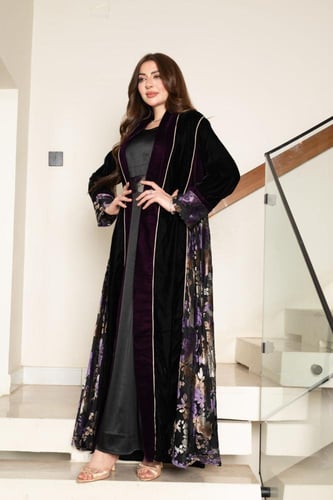 جلابية مخمل قطعتين بإضافة الشيفون المورد بالقطيفة