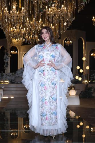 جلابية سهرة من التل المبطن وتطريز كامل في الامام و...