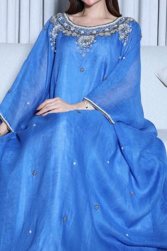 جلابية لينن خيش سهرة مطرزة بالكرستال